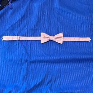 Bow Tie - Light Purple -Adjustable size - By: Egara